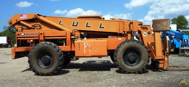 10,000 lb. Lull 1044C-54 Telehander 3