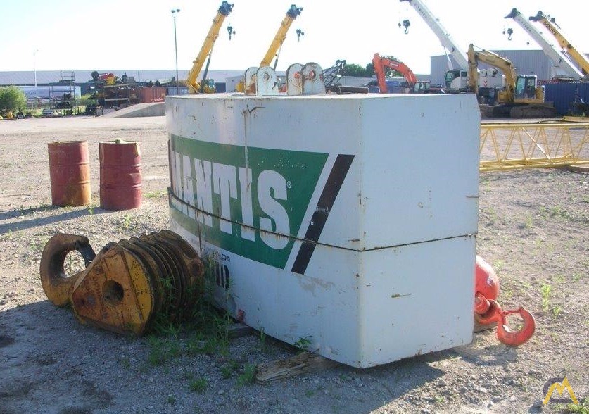 Mantis 20010 100-ton Telescopic Boom Crawler Crane 5