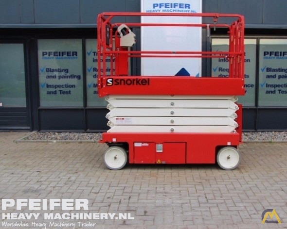 ゆきページ2点 11.8m Snorkel S4732E Scissor Lift For Sale Lifts Platform