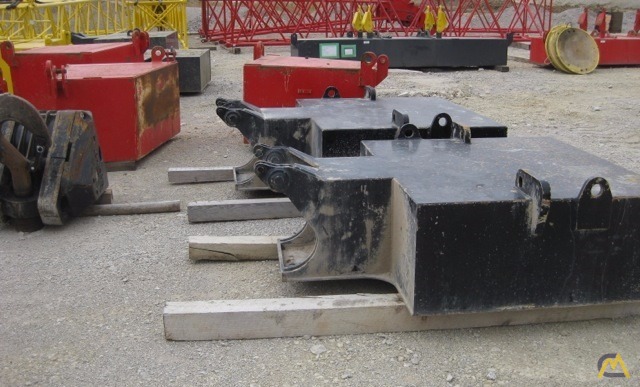 110t Manitowoc 11000-1 Lattice Boom Crawler Crane  15