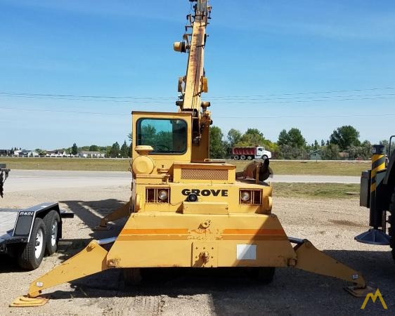 Grove IND68 12-ton Carry Deck Crane 2