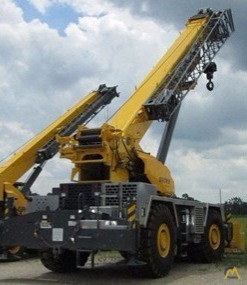 Grove RT9130E-2 130-Ton Rough Terrain Crane 3