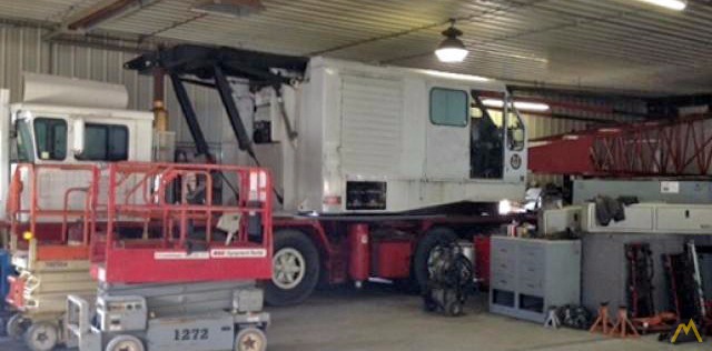Manitowoc 3900T 155-ton Conventional Lattice Boom Truck Crane 1