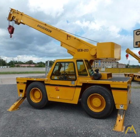 Broderson IC-200-3D 15-Ton Carry Deck Crane 1
