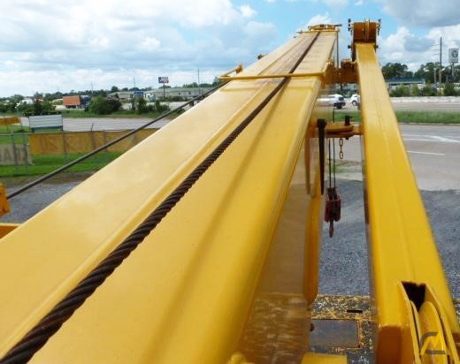 Broderson IC-200-3D 15-Ton Carry Deck Crane 7