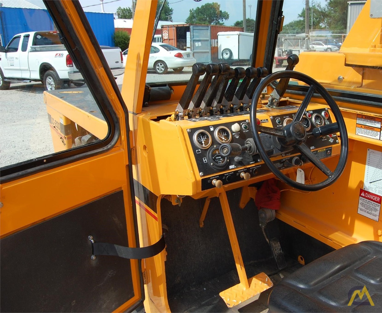 15t Broderson IC-200-3F Carry Deck Crane 3