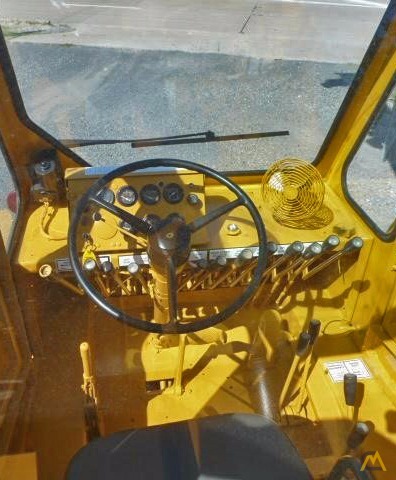 Galion 150FA 15-Ton Down Cab Rough Terrain Crane 21