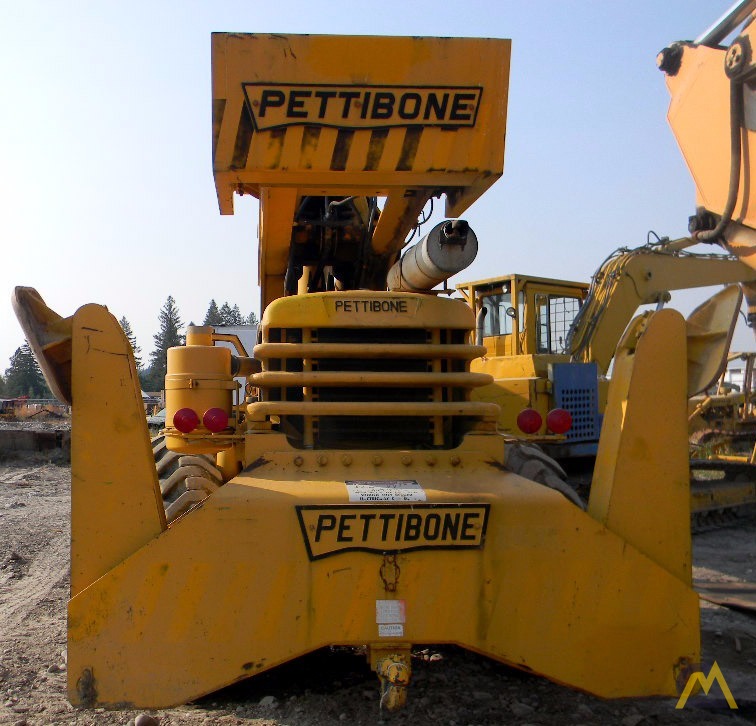 Pettibone 30MK 15-Ton Down Cab Rough Terrain Crane 9