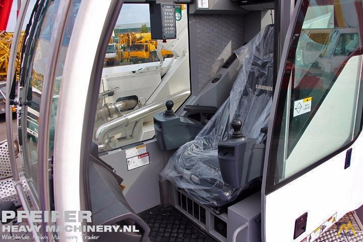 160t Liebherr LTM 1160-5.1 All Terrain Crane 25