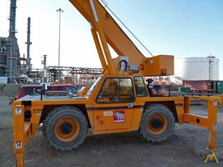 18t Broderson IC-250-3C Carry Deck Crane 2