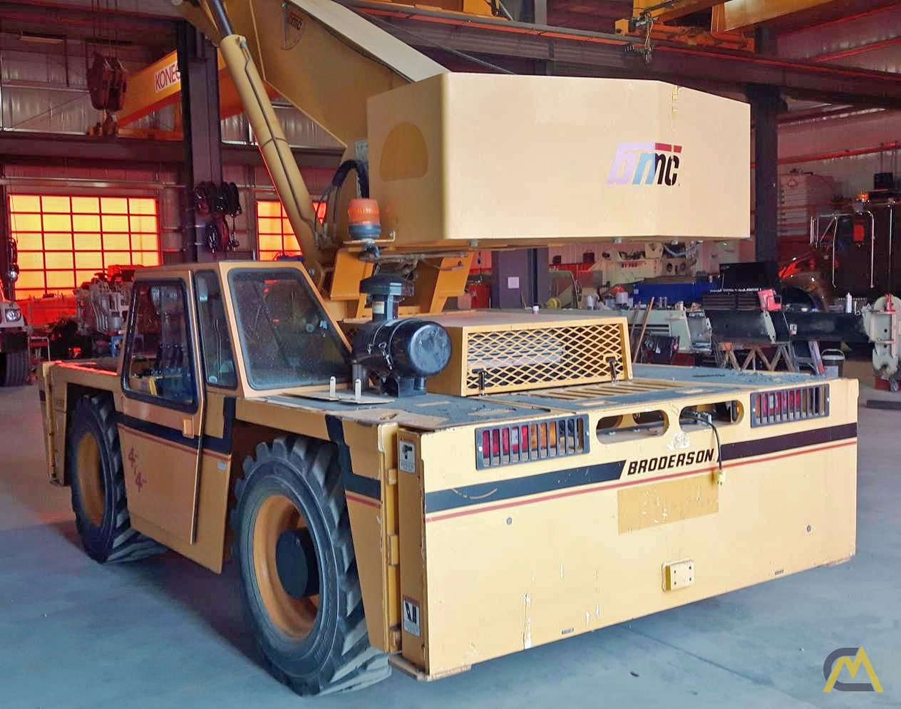 18t Broderson IC-250-3C Carry Deck Crane 3