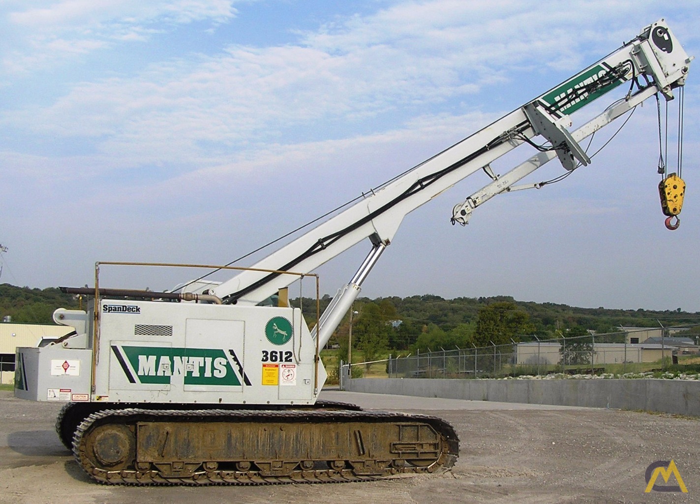 Mantis 3612 18-Ton Telescopic Crawler Crane 0