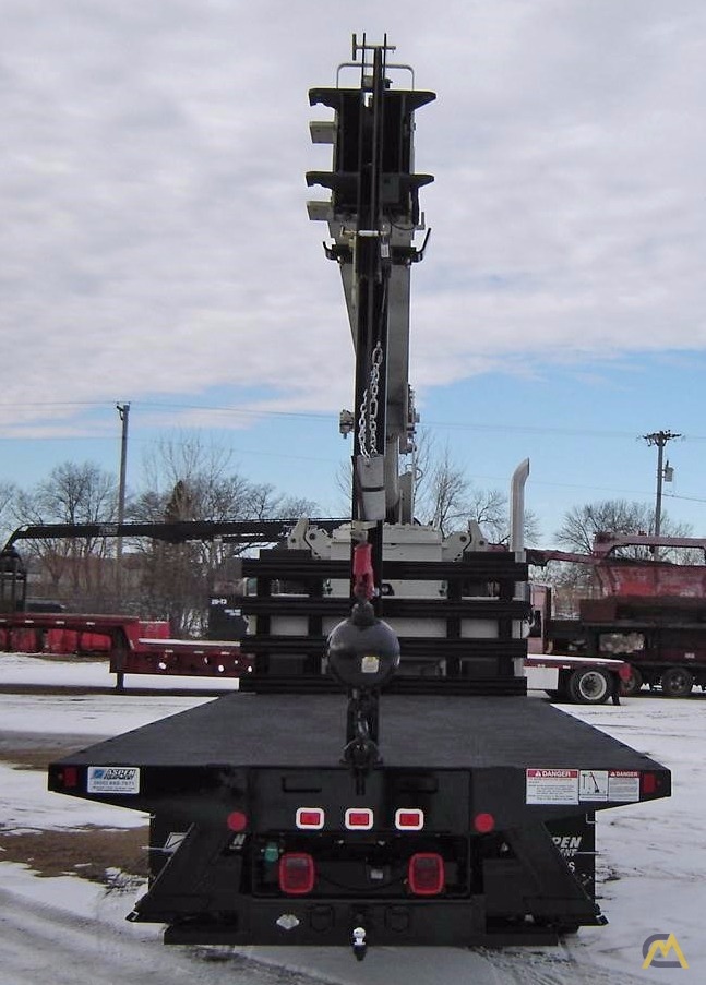 18t National 500E2 Boom Truck Crane 4