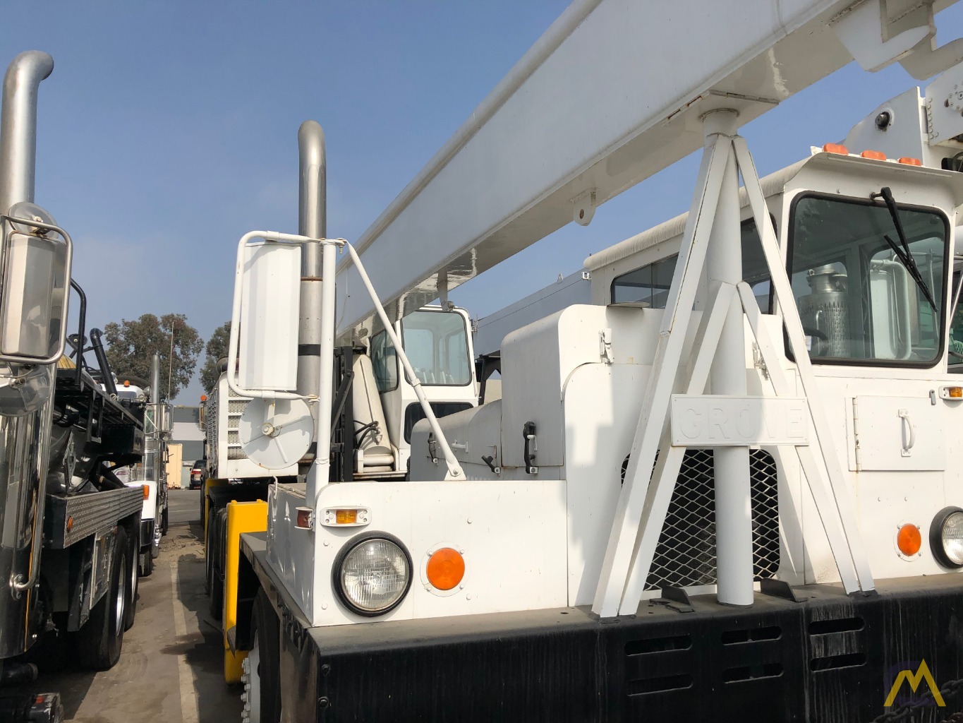 1968 Grove TM250 25-Ton Hydraulic Truck Crane; CranesList ID: 409 0