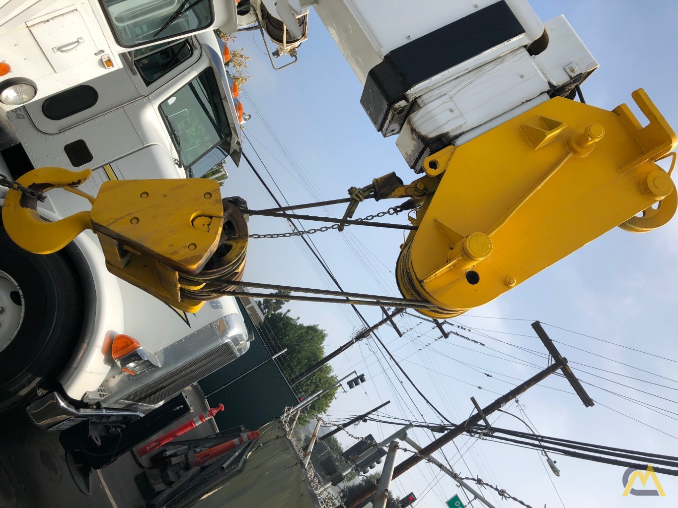 1968 Grove TM250 25-Ton Hydraulic Truck Crane; CranesList ID: 409 12