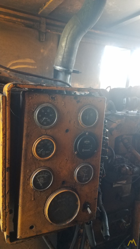 1972 American 9299 165-Ton Lattice Boom Crawler Crane 9