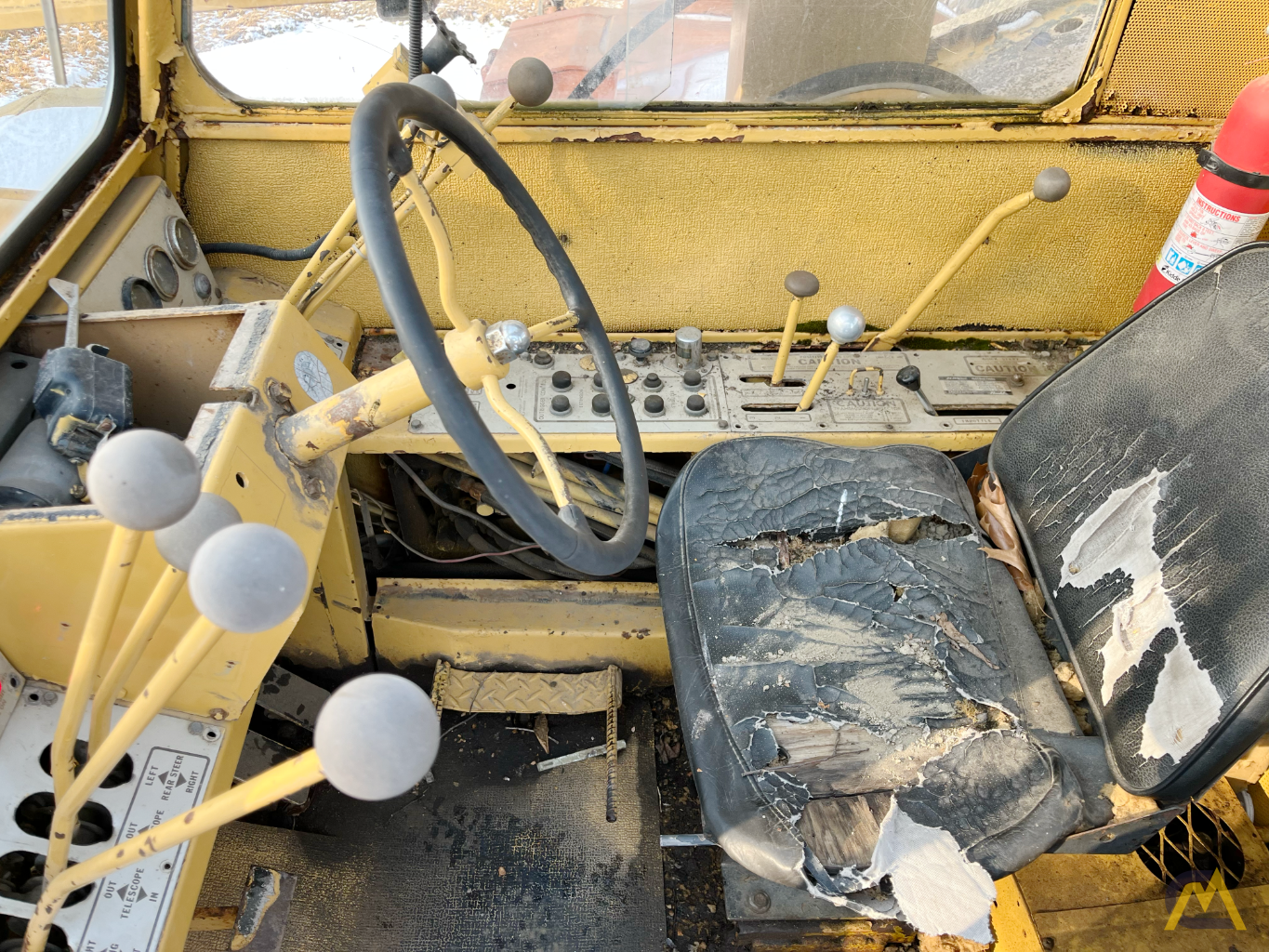 Grove RT65S Rough Terrain Crane - CranesList ID: 966 7