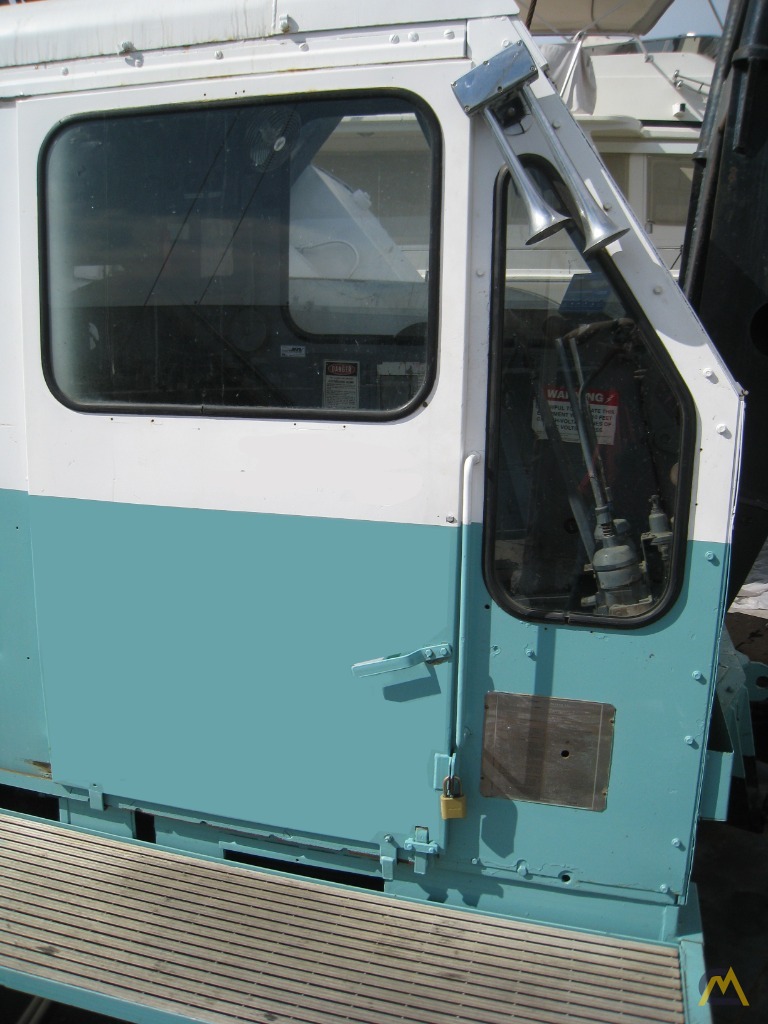 1975 Manitowoc 2900WC 70-Ton Lattice Boom Crawler Crane; CranesList ID: 489 6