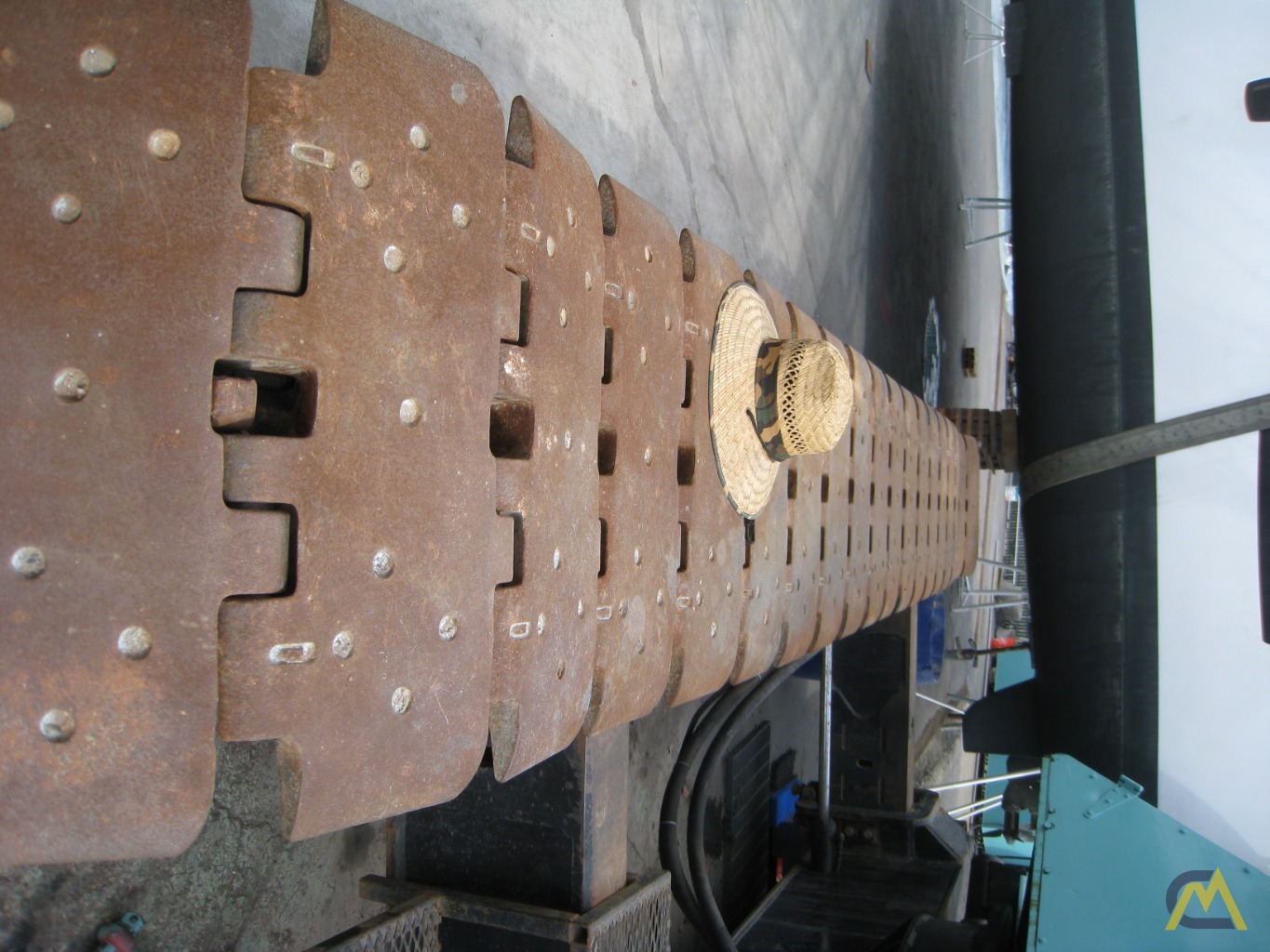 1975 Manitowoc 2900WC 70-Ton Lattice Boom Crawler Crane; CranesList ID: 489 32