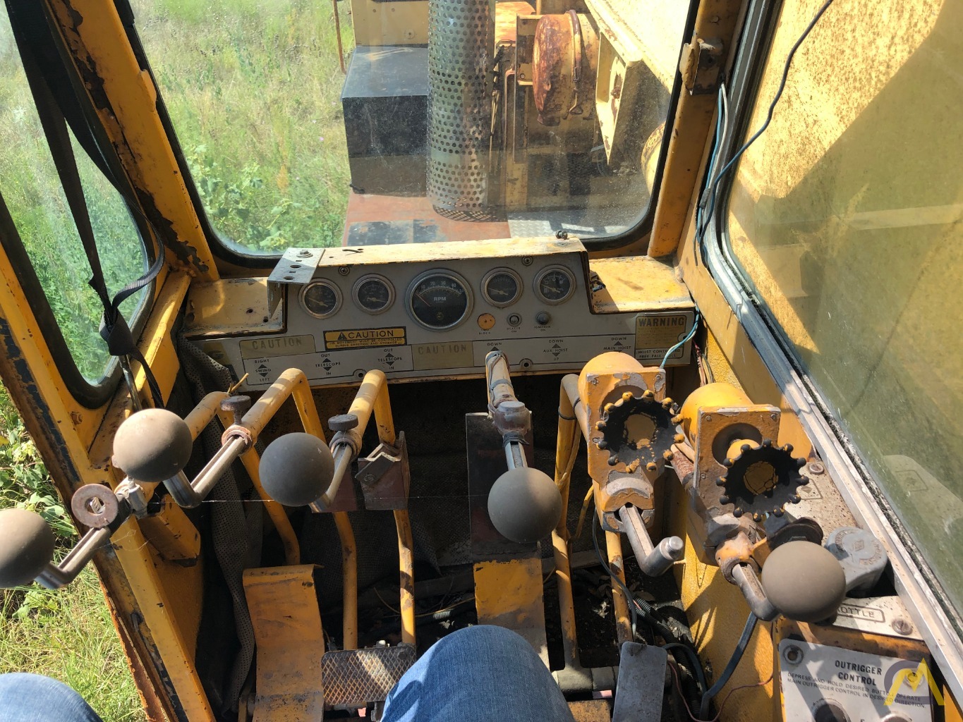 1978 Grove TMS300 35-Ton Telescopic Truck Crane 10