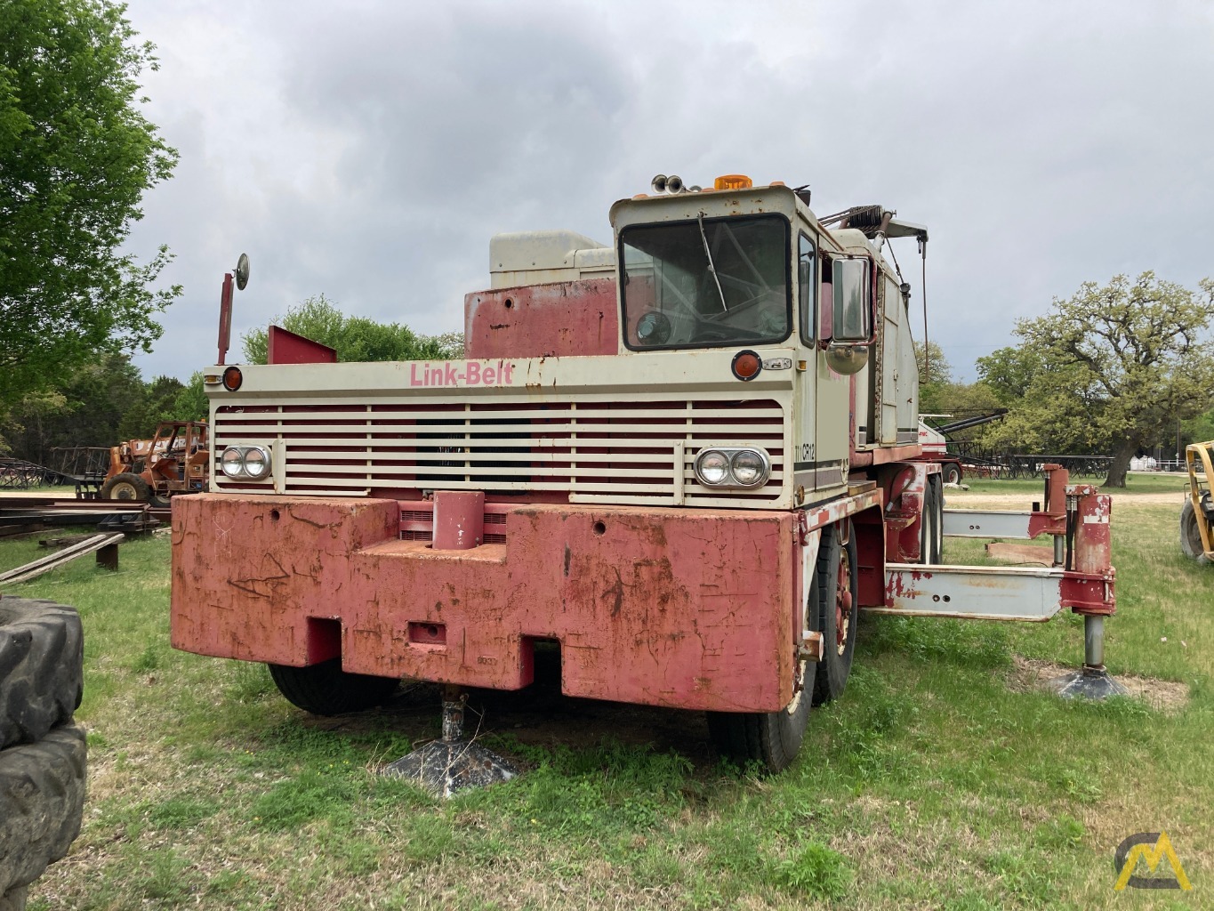 1978 Link-Belt HC-218 82-Ton Lattice Boom Truck Crane; CranesList ID: 689 2