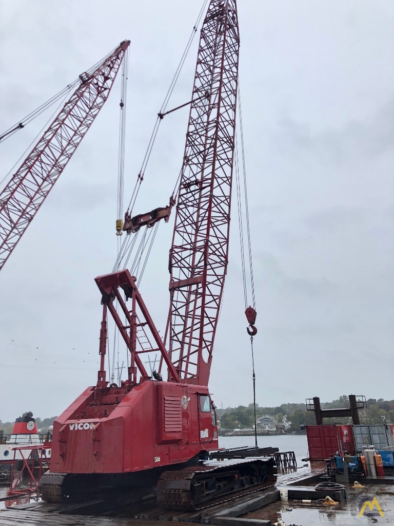 1986 Manitowoc 4000W 175-Ton Lattice Boom Crawler Crane 3