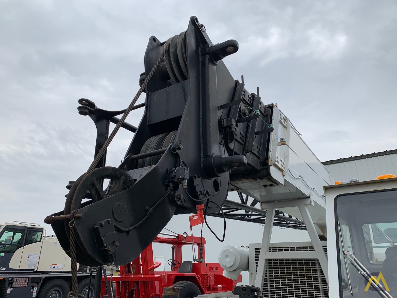 1988 P&H T500 50-Ton Telescopic Truck Crane 12