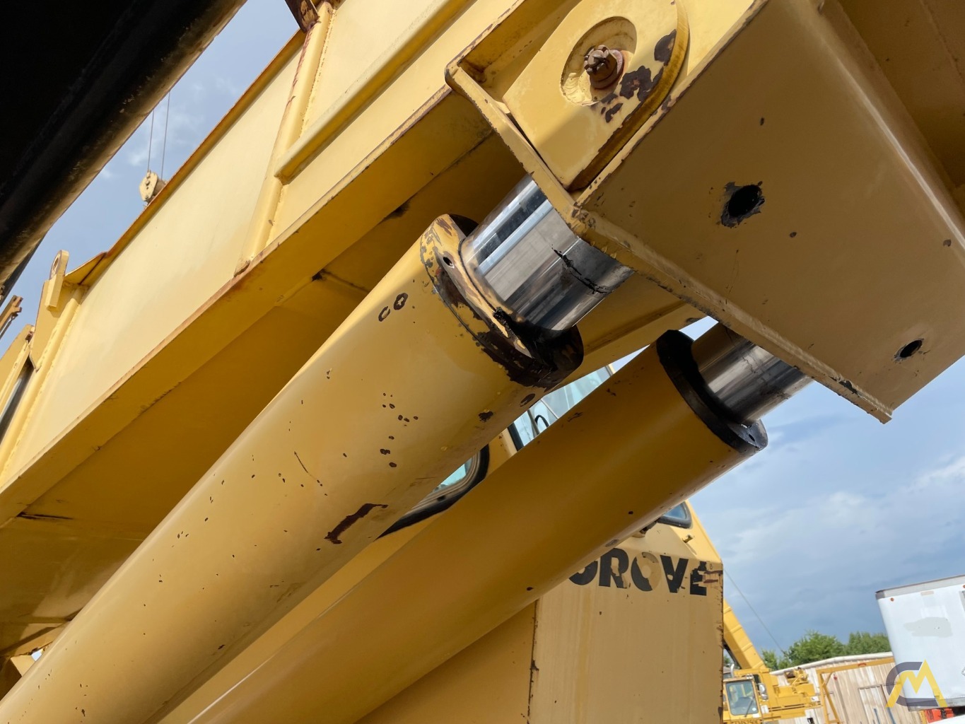 1989 Grove TMS300B 40-Ton Telescopic Truck Crane 6