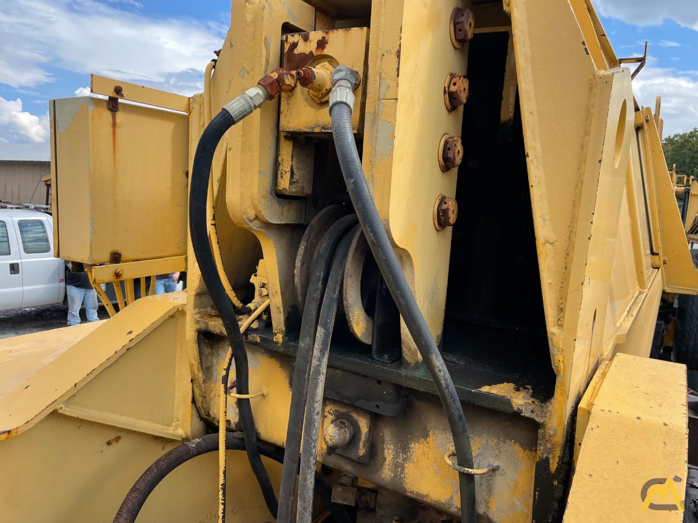 1989 Grove TMS300B 40-Ton Telescopic Truck Crane 9