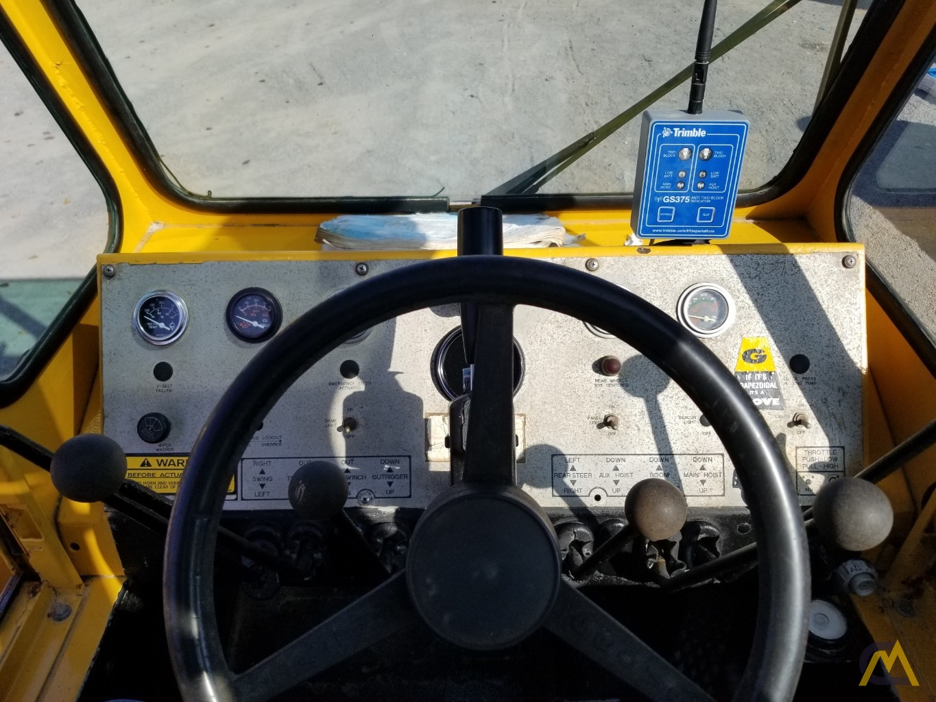1990 Grove RT58D 20-Ton Down Cab Rough Terrain Crane 5