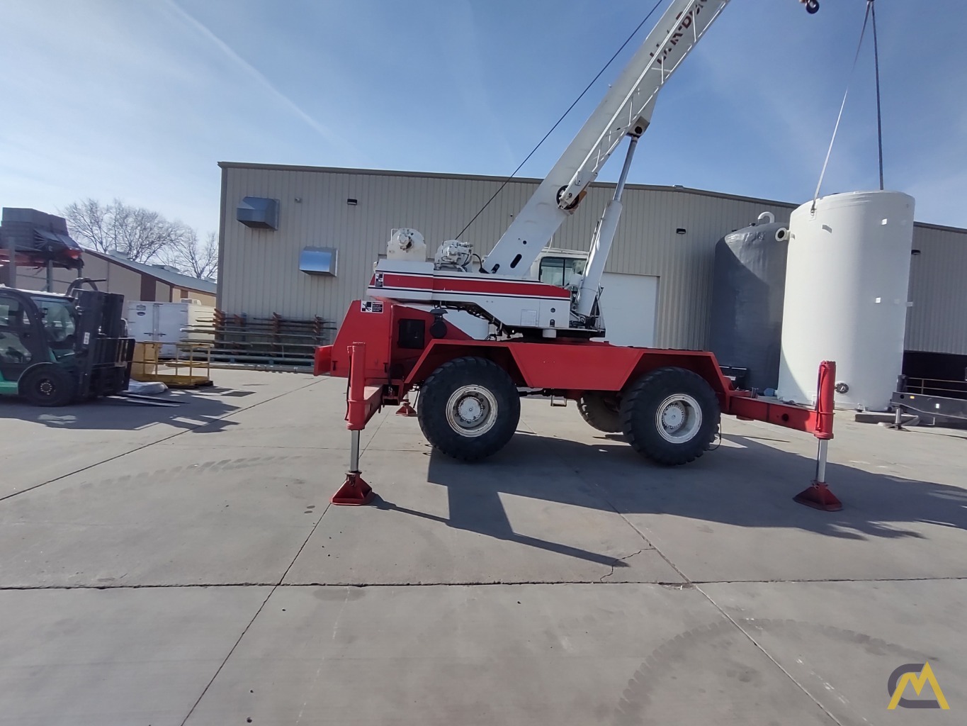 1990 Link-Belt HSP-8028S 28-Ton Rough Terrain Crane 1