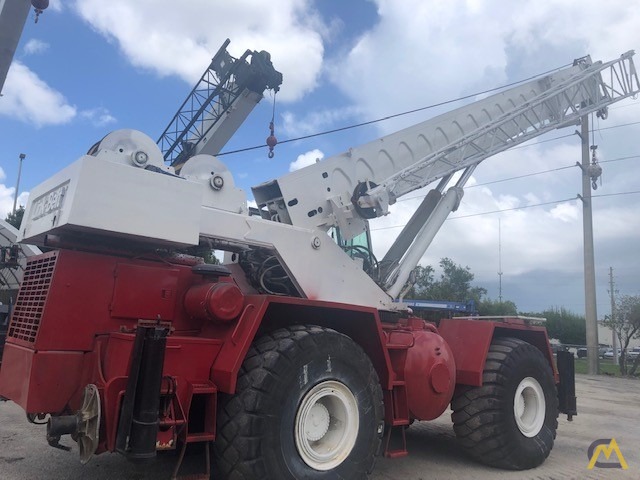 1992 Link-Belt HSP-8060 60-Ton Rough Terrain Crane 5