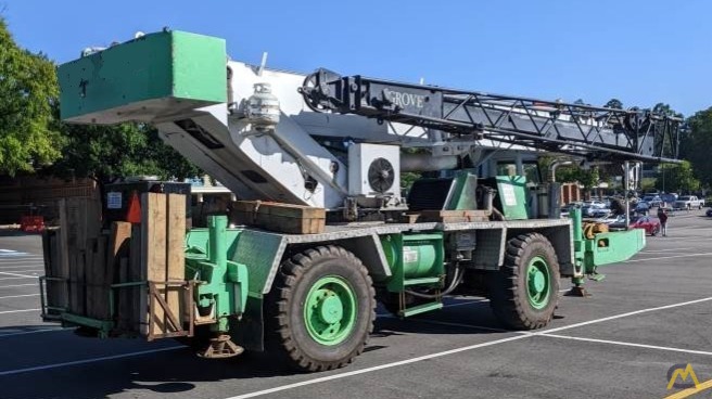 1995 Grove AT635E 35-ton All Terrain Crane 3