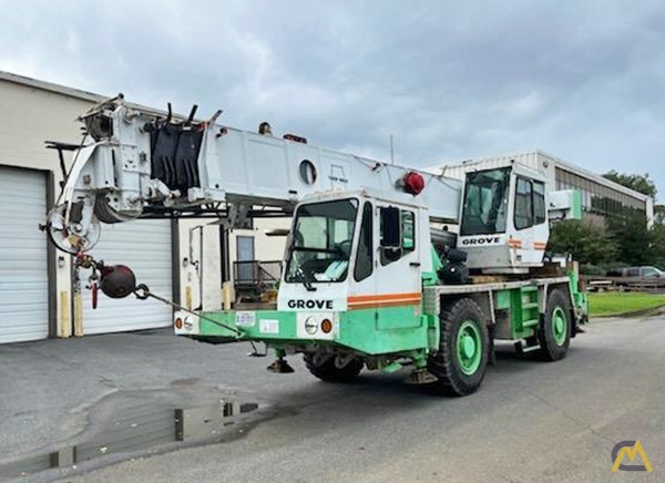 1995 Grove AT635E 35-ton All Terrain Crane 0