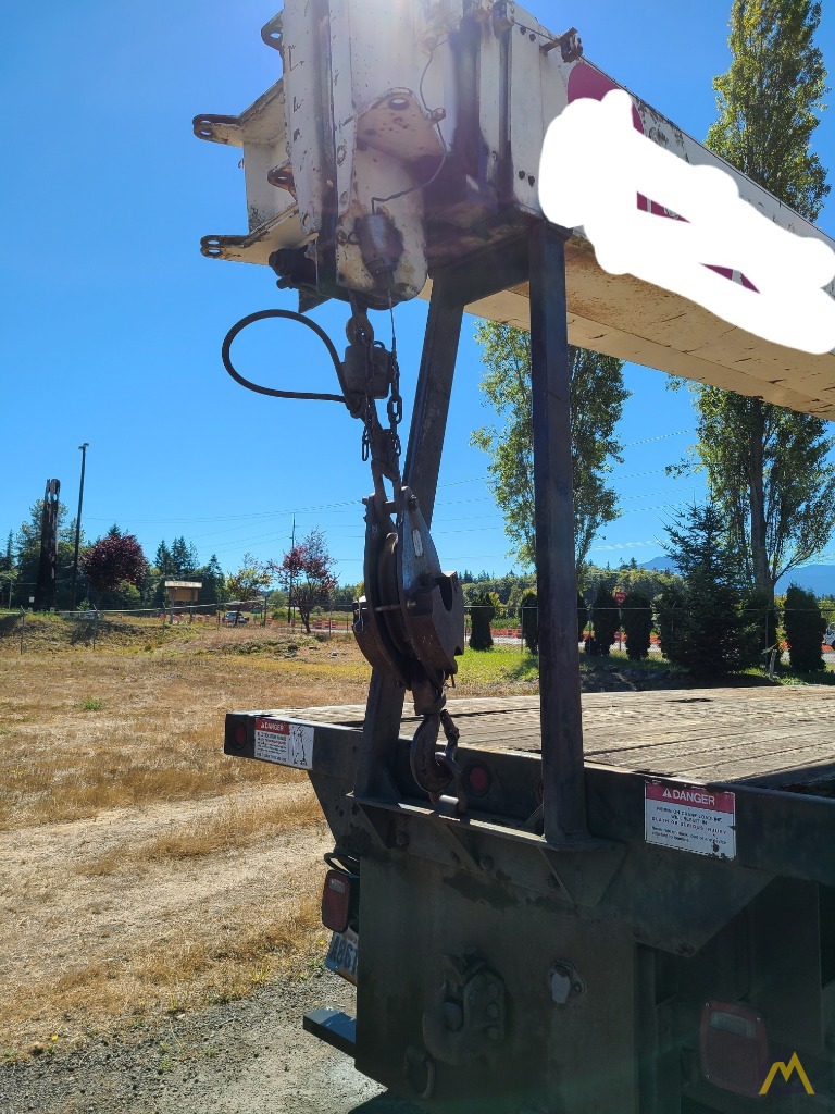 1995 National 800 21-Ton Boom Truck Crane 2