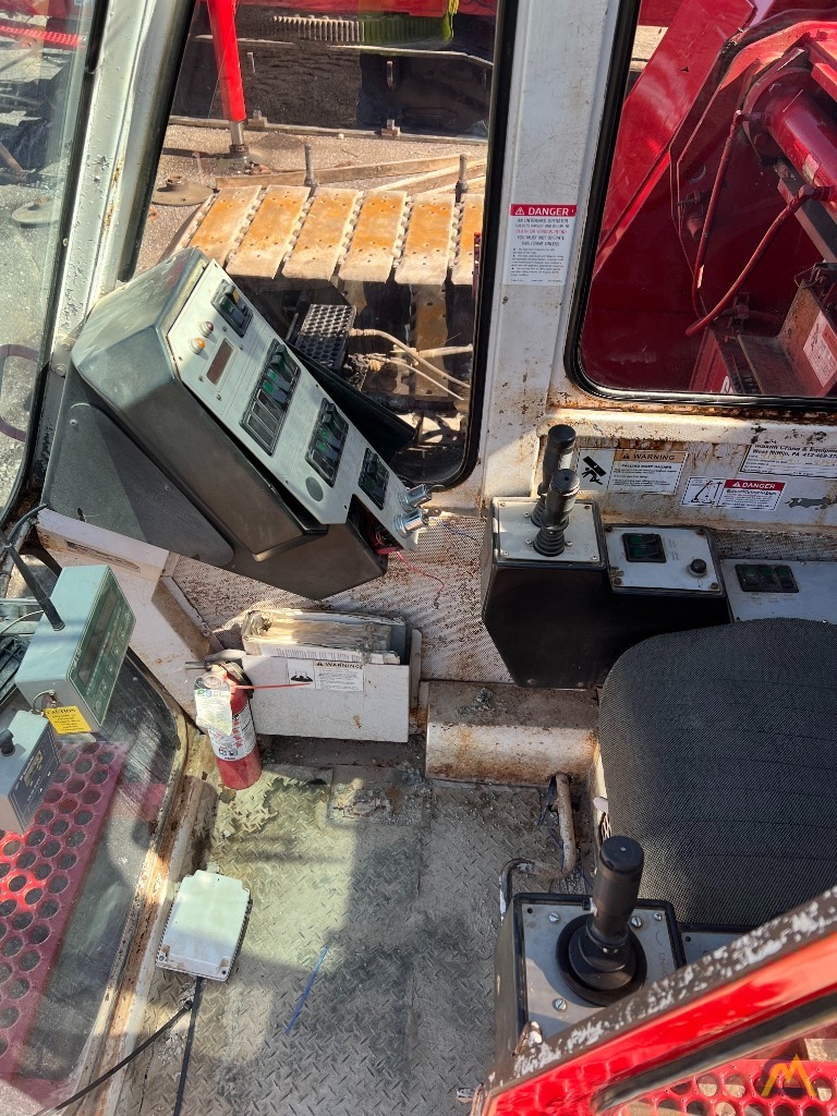 1996 Manitowoc 888 Series 2 Lattice Boom Crawler  7