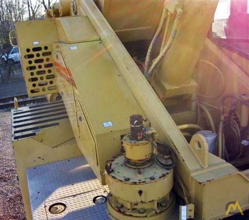 GROVE RT860B 60-Ton Rough Terrain Crane 12