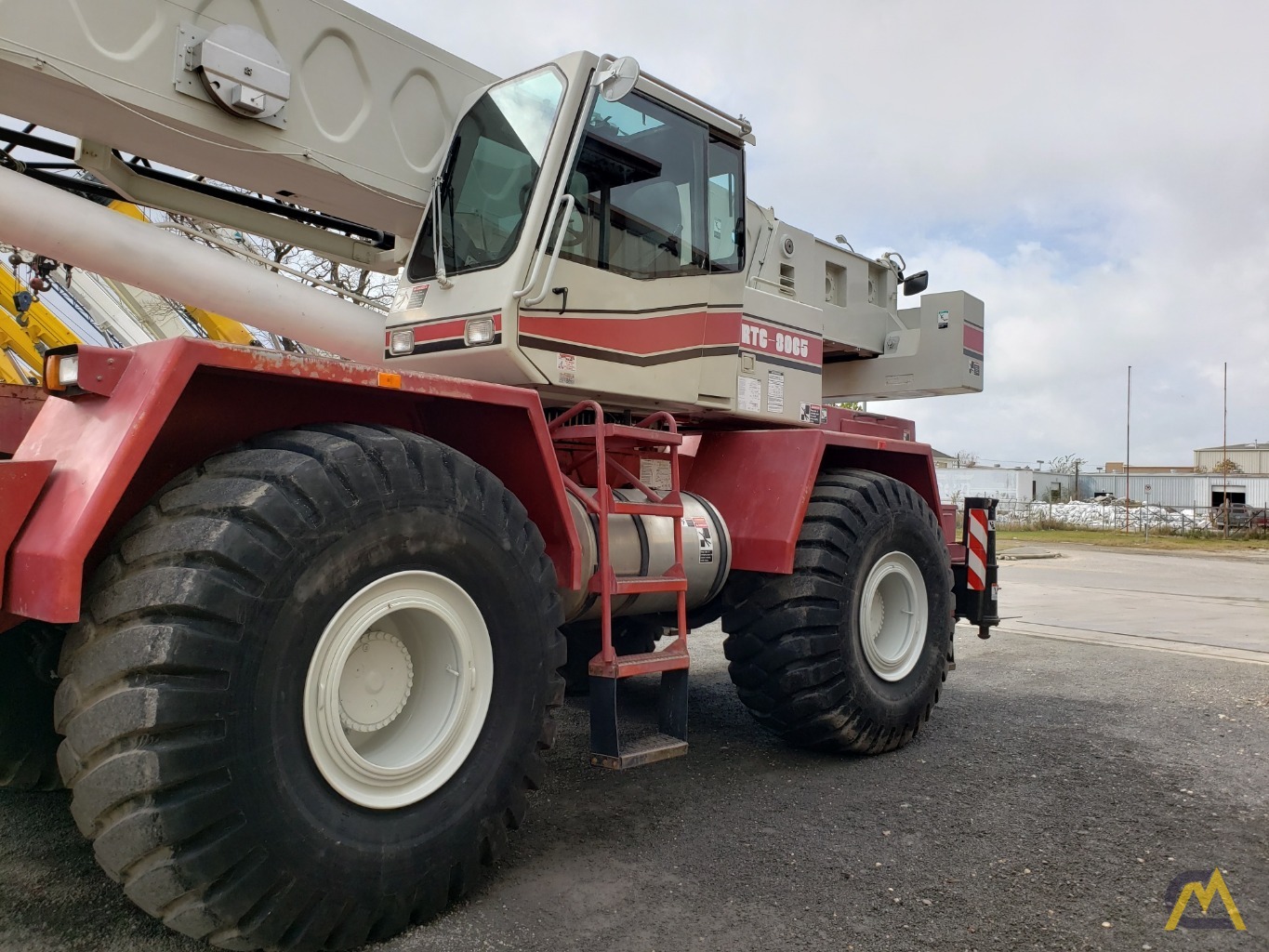 1999 Link-Belt RTC-8065 65-Ton Rough Terrain Crane; CranesList ID: 510 4