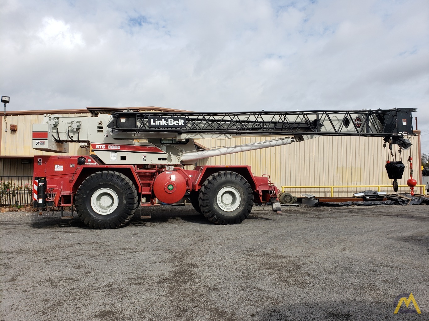 1999 Link-Belt RTC-8065 65-Ton Rough Terrain Crane; CranesList ID: 510 2