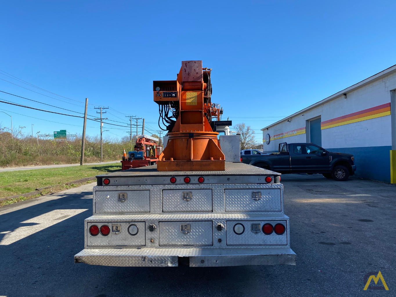1999 Skyhoist RX87 3-Ton Sign Crane Mounted on Freightliner 4