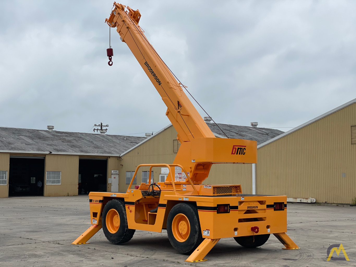 2000 Broderson IC-200-3D 15-Ton Carry Deck Crane 3