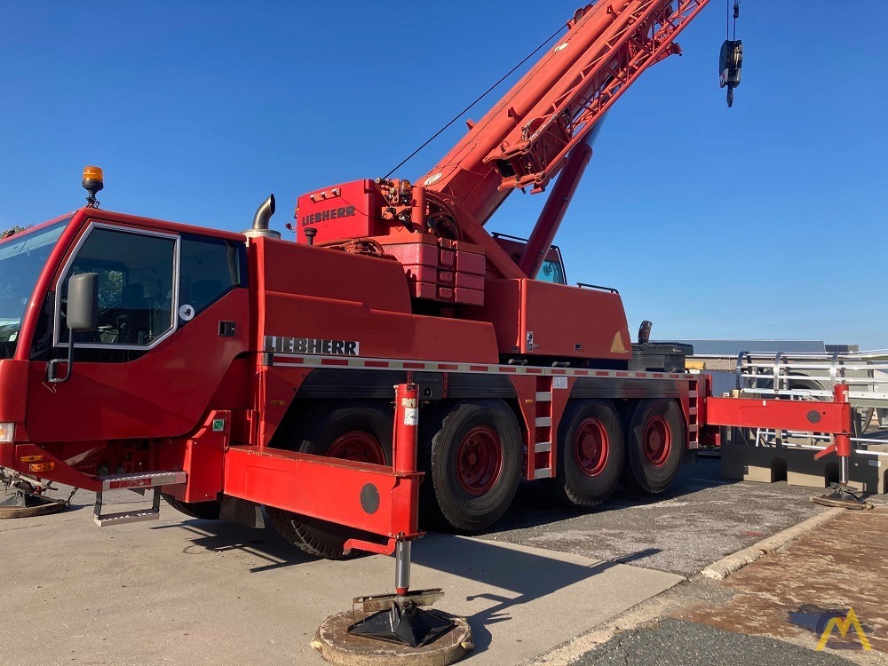 2000 Liebherr LTM 1060/2 70-Ton All Terrain Crane 5
