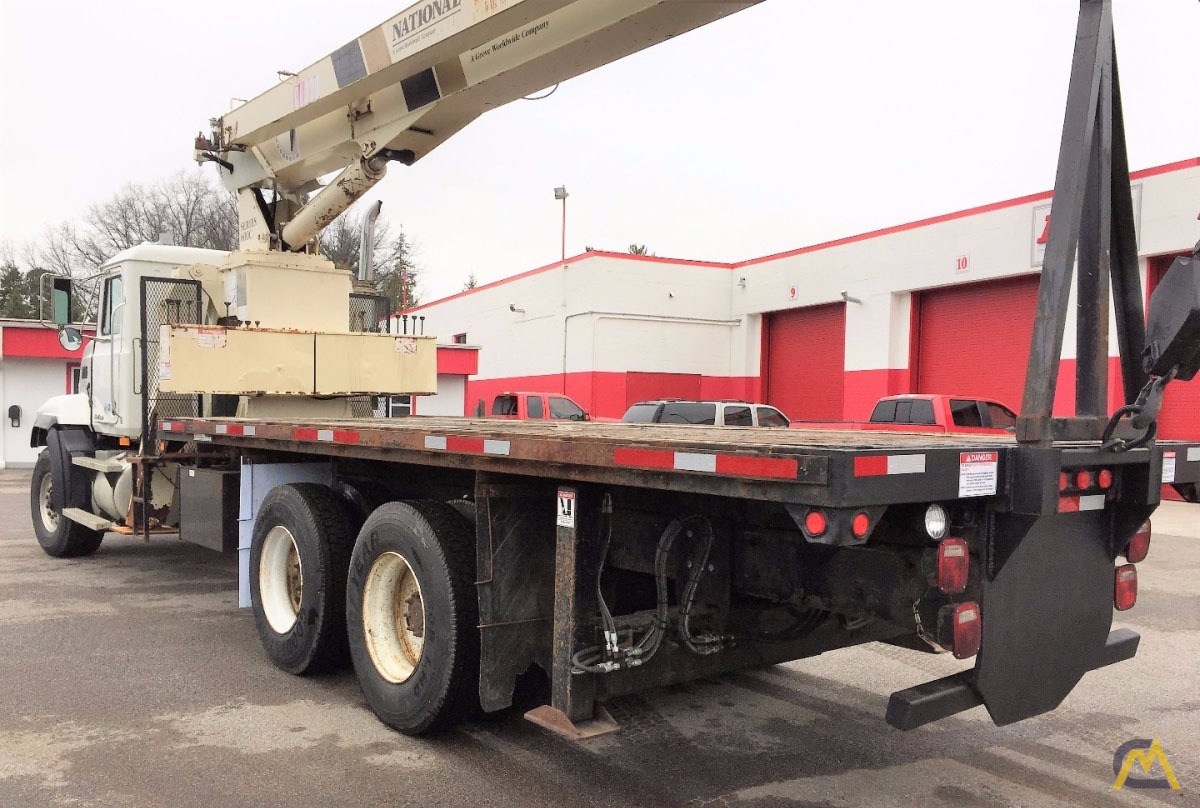 2000 NATIONAL 681C Boom Truck Crane on Mack CL713 7