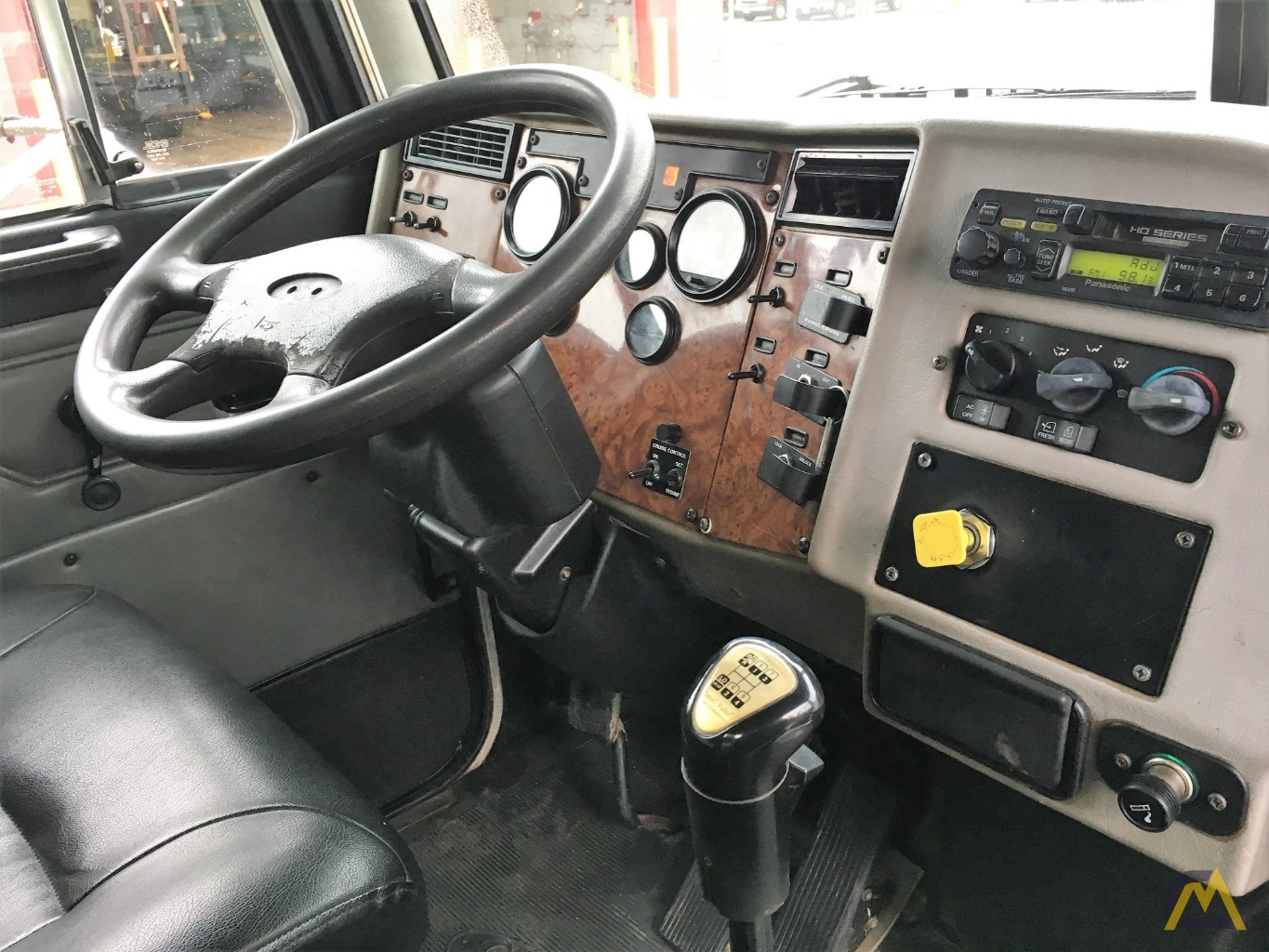 Terex BT 4792 23.5-ton Boom Truck Crane Peterbilt 348  17