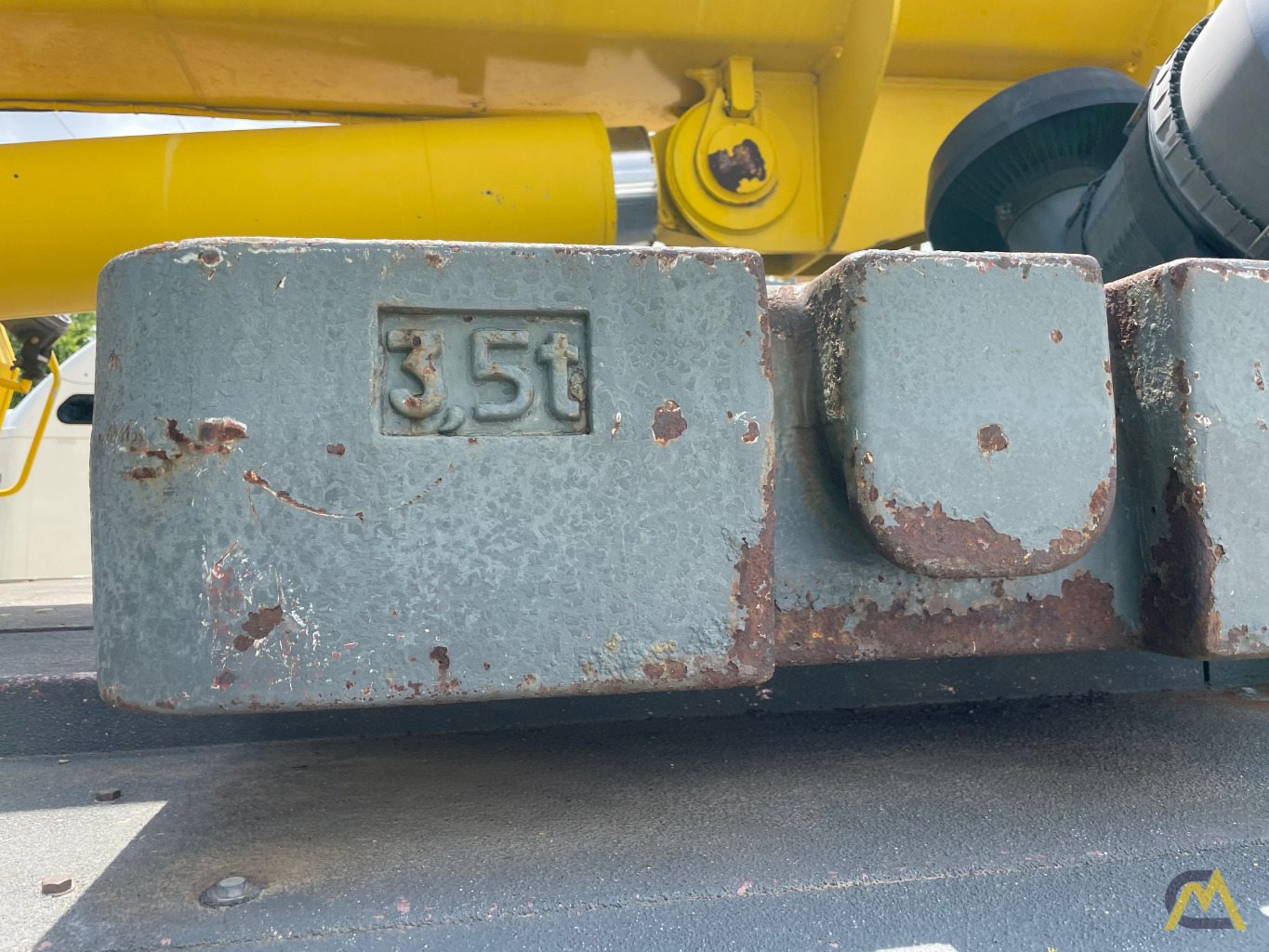 2001 Grove GMK 3050 55-Ton All Terrain Crane 17