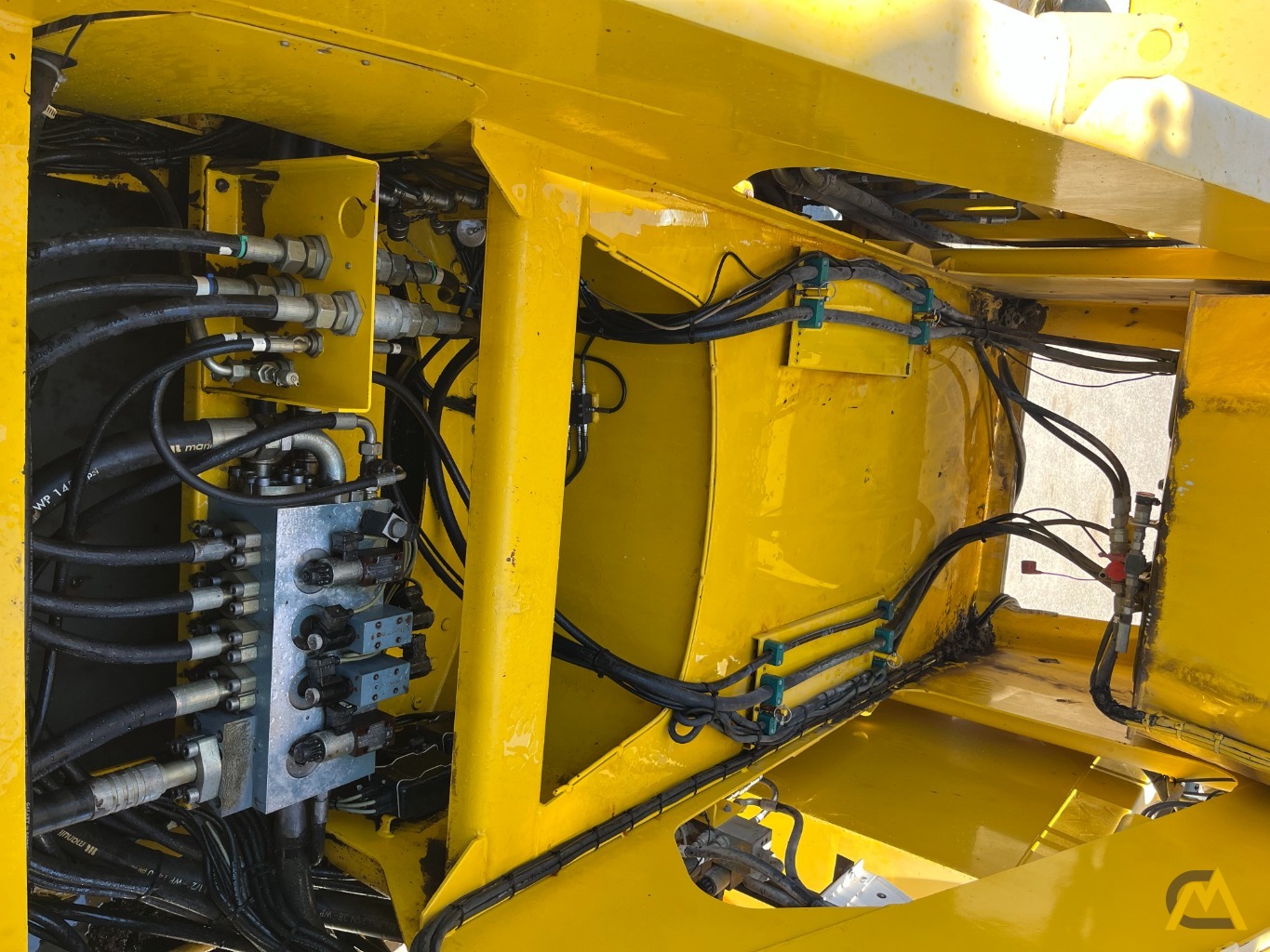 Grove GMK5210 All Terrain Crane - CranesList ID: 993 5