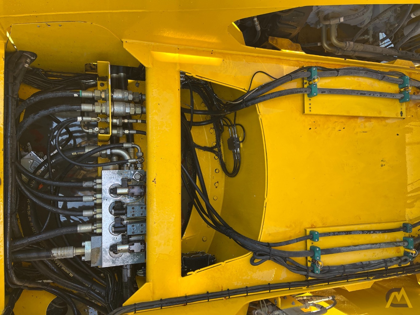 Grove GMK5210 All Terrain Crane - CranesList ID: 993 6