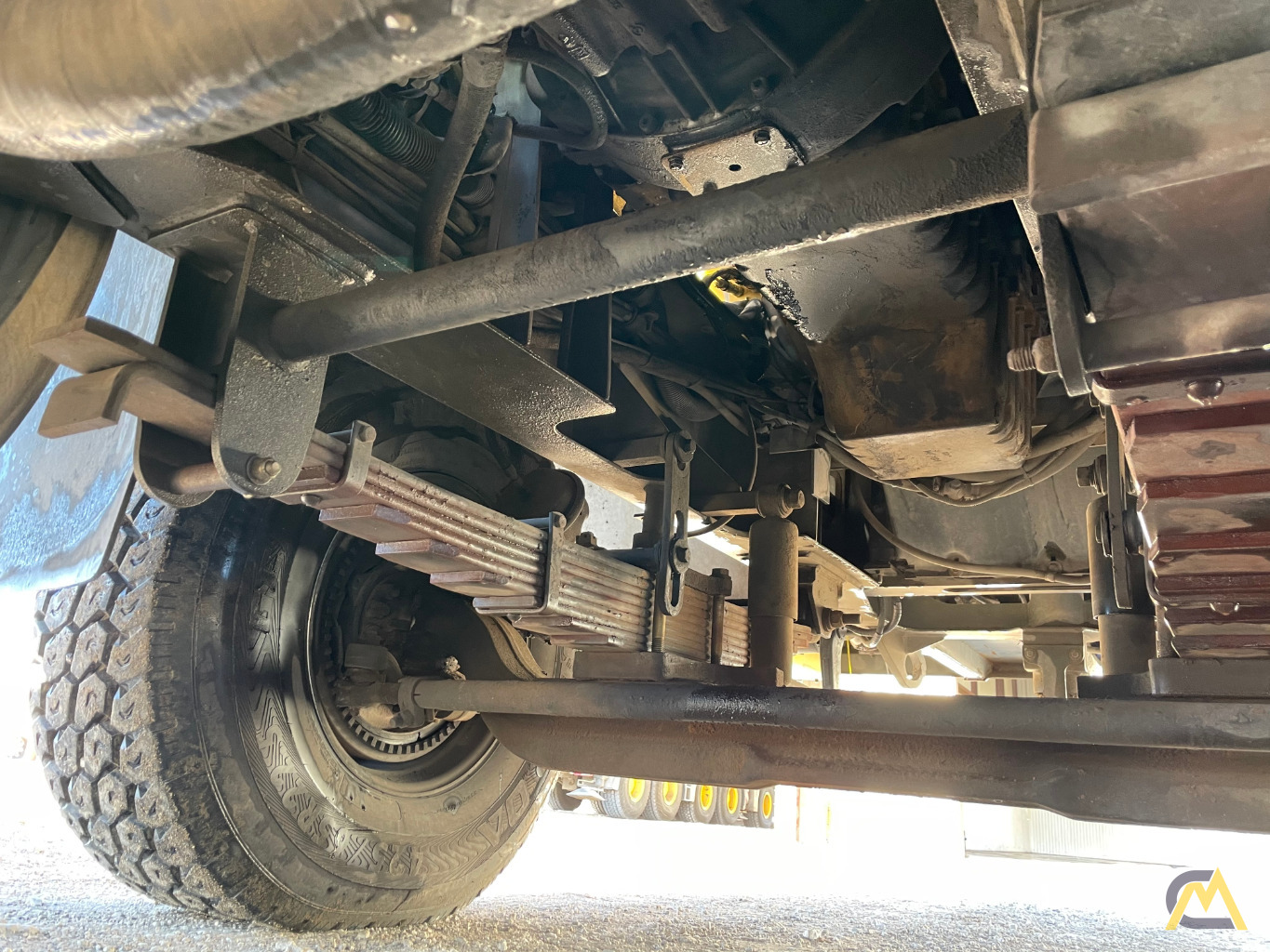 2001 Grove TMS500E 40-Ton Telescopic Truck Crane 16