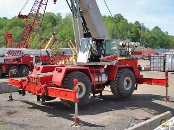 Link-Belt RTC-8060 60-ton Rough Terrain Crane 3