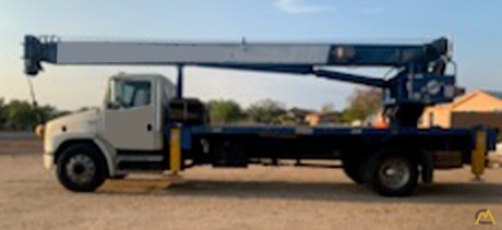 2001 Manitex-Freightliner 22101S 22-Ton Boom Truck Crane; CranesList ID: 628 1